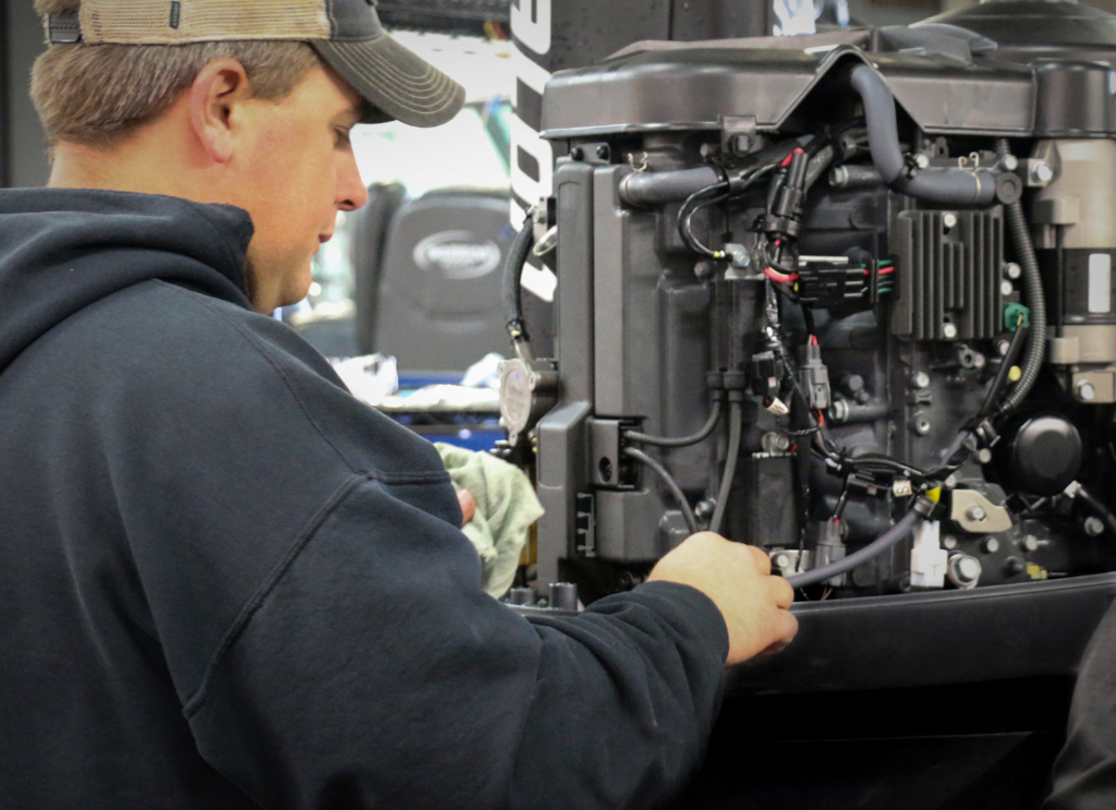 Boat Repair Near Me The Boat Center Chippewa Falls, WI