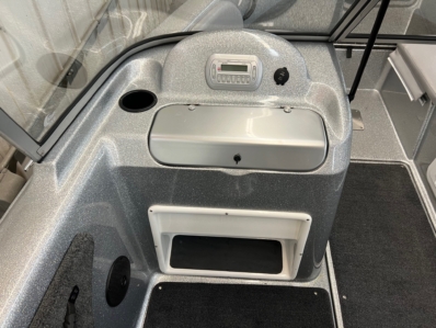 2011 STRATOS 386XF FISH & SKI full