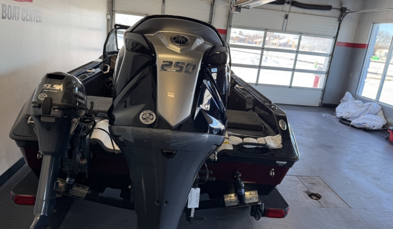 2025 SKEETER WXR2060F full