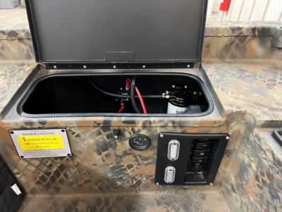 2025 EXCEL 1860 SHALLOW WATER F4