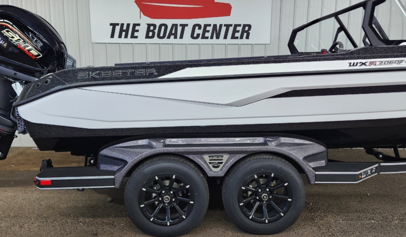 2025 SKEETER WXR2060F full