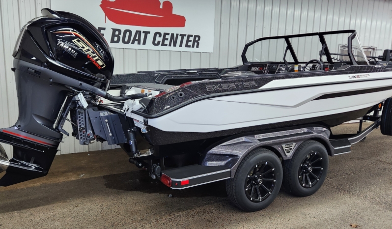 2025 SKEETER WXR2060F full