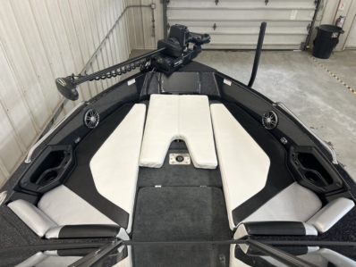 2025 SKEETER SOLERA 205 full