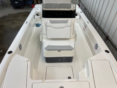 2024 SKEETER SX-241 DEMO BAY BOAT full
