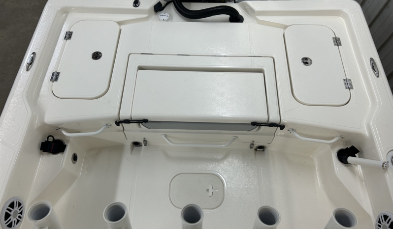 2024 SKEETER SX-241 DEMO BAY BOAT full