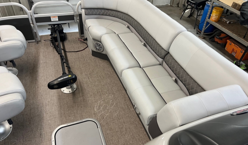 2021 RANGER RP223C PONTOON full