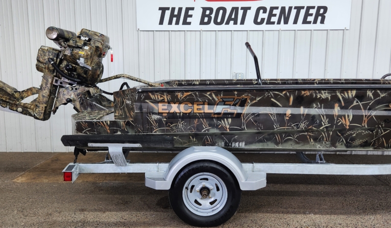 2017 EXCEL 1854 SHALLOW WATER full