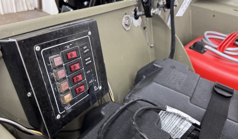2015 TRACKER GRIZZLY 1754 full