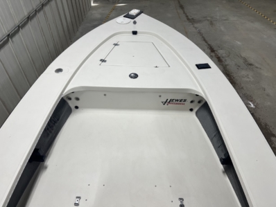 1999 HEWES BONEFISHER