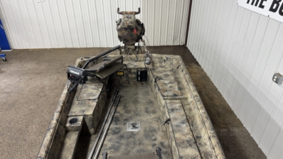 2019 EXCEL 1751 SHALLOW WATER full
