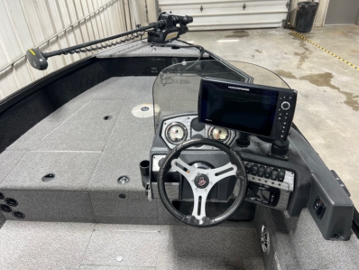 2018 ALUMACRAFT 165 COMPETITOR