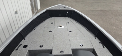 2023 ALUMACRAFT 185 COMPETITOR full