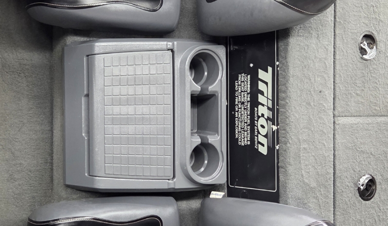 2003 TRITON TR-185 full