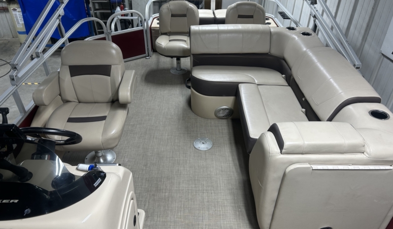 2018 SUN TRACKER SPTF22 full