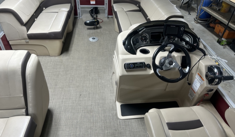 2018 SUN TRACKER SPTF22 full