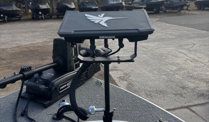 CUSTOM RIGGED ALUMACRAFT full