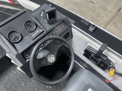 1990 ALUMACRAFT TROPHY 170 full