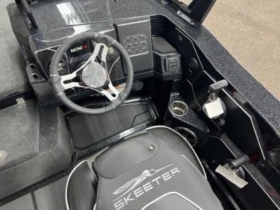 2025 SKEETER WXR2060F full