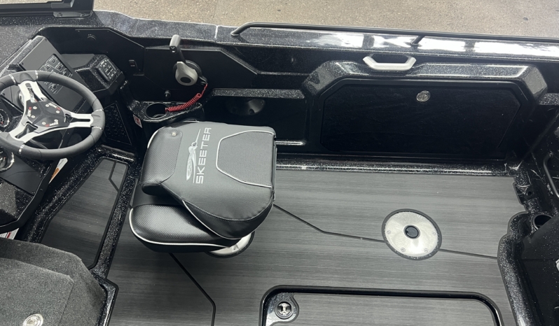 2026 SKEETER WXR1910F full