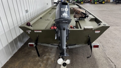 2010 LOWE ROUGHNECK 1760
