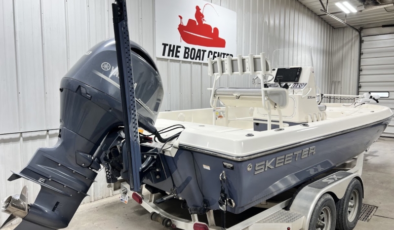 2019 SKEETER SX210 BAY full