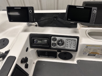 2012 SKEETER WX2000T full