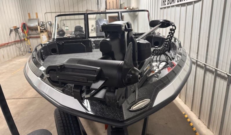 2027 SKEETER WXR2060F full