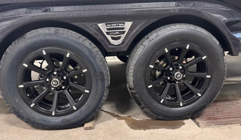 2027 SKEETER WXR2060F full