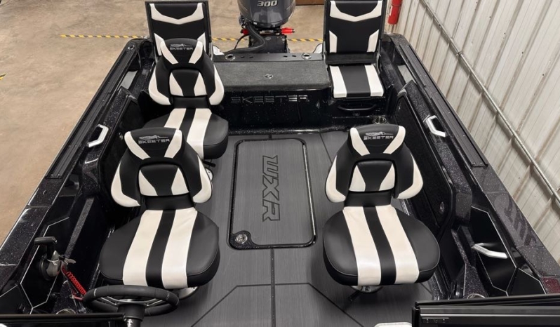 2027 SKEETER WXR2060F full