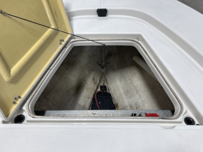 1999 HEWES BONEFISHER full
