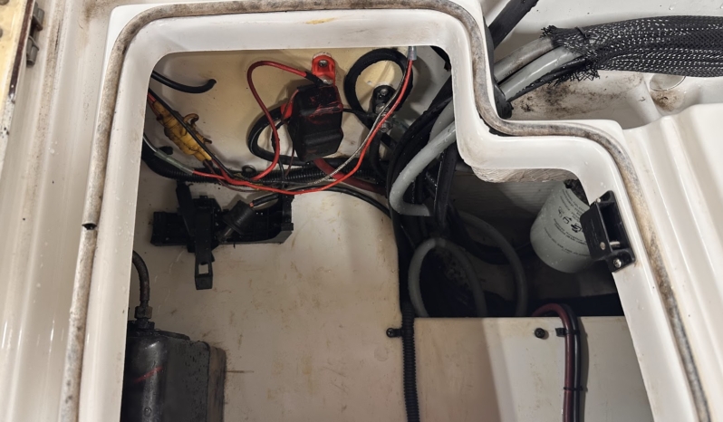1999 HEWES BONEFISHER full