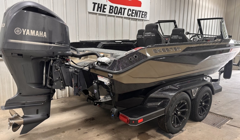 2027 SKEETER WXR2060F full