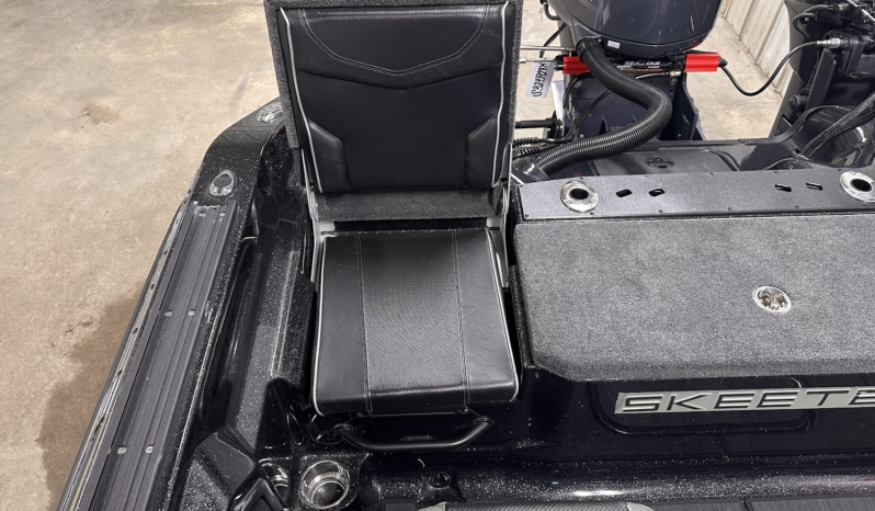 2027 SKEETER WXR2060F full