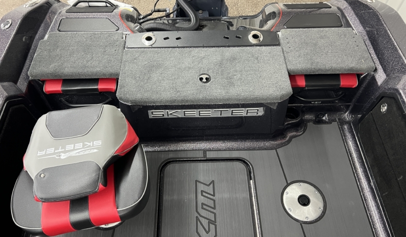 2027 SKEETER WXR1910F full