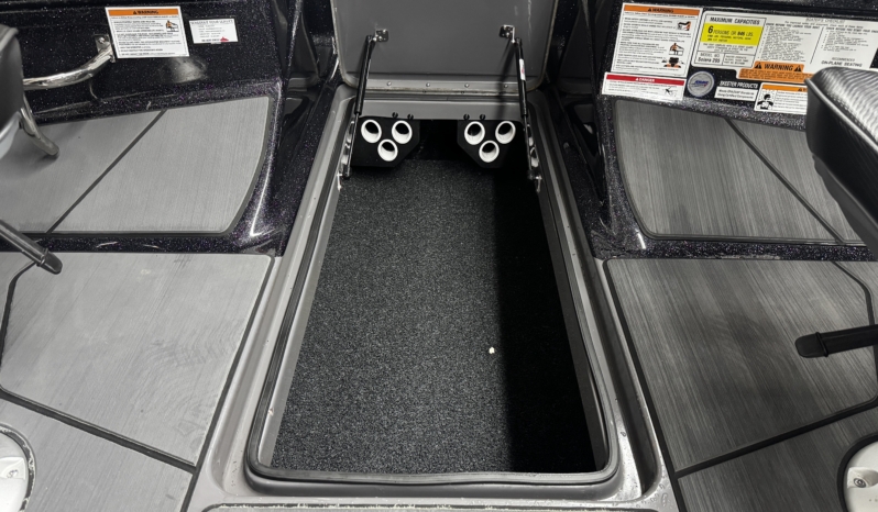 2025 SKEETER SOLERA 205 full