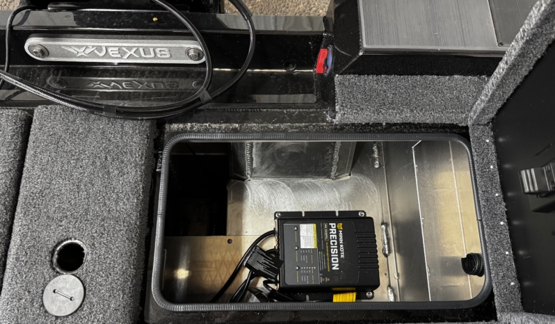 2027 VEXUS AVX1985S full