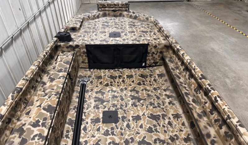 2027 EXCEL 1860 SHALLOW WATER F4 full