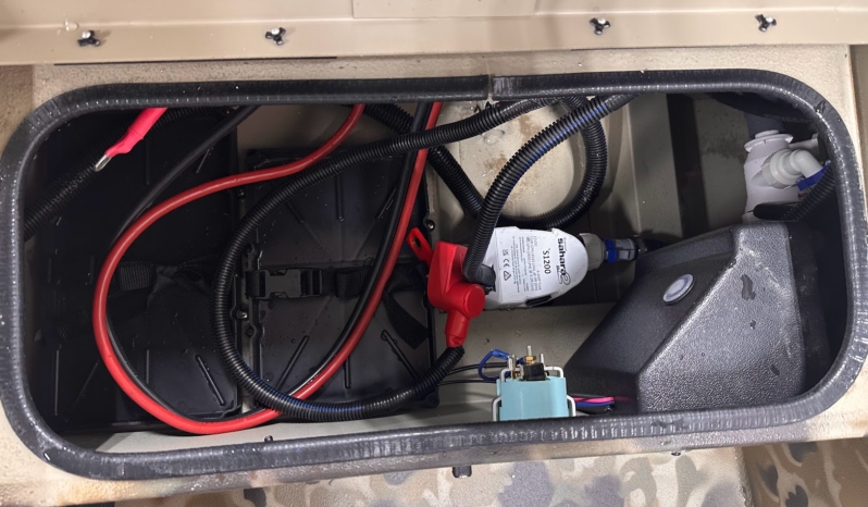 2027 EXCEL 1860 SHALLOW WATER F4 full