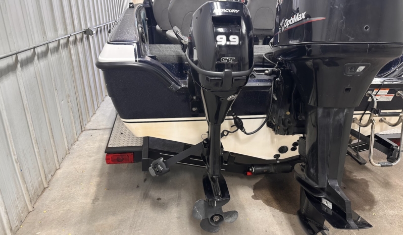 2012 STRATOS 385XF full