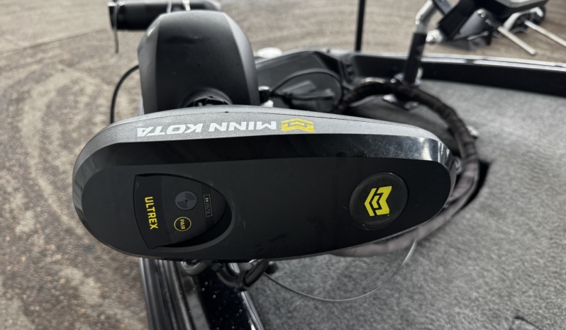 2025 PHOENIX 818 PRO full