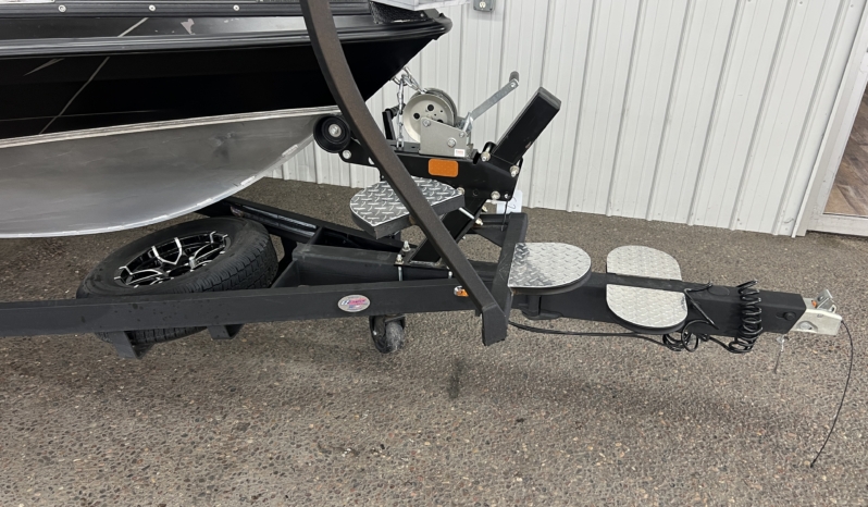 2025 FINVAL 685 FISH PRO full
