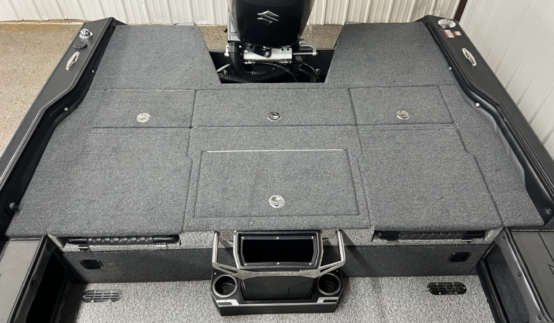 2025 FINVAL 685 FISH PRO full