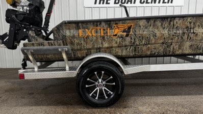 2027 EXCEL 1854 SHALLOW WATER F4